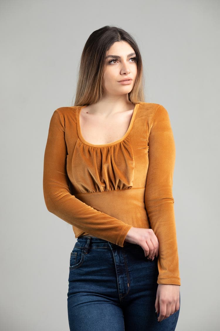 Ribbed long-sleeved t-shirt