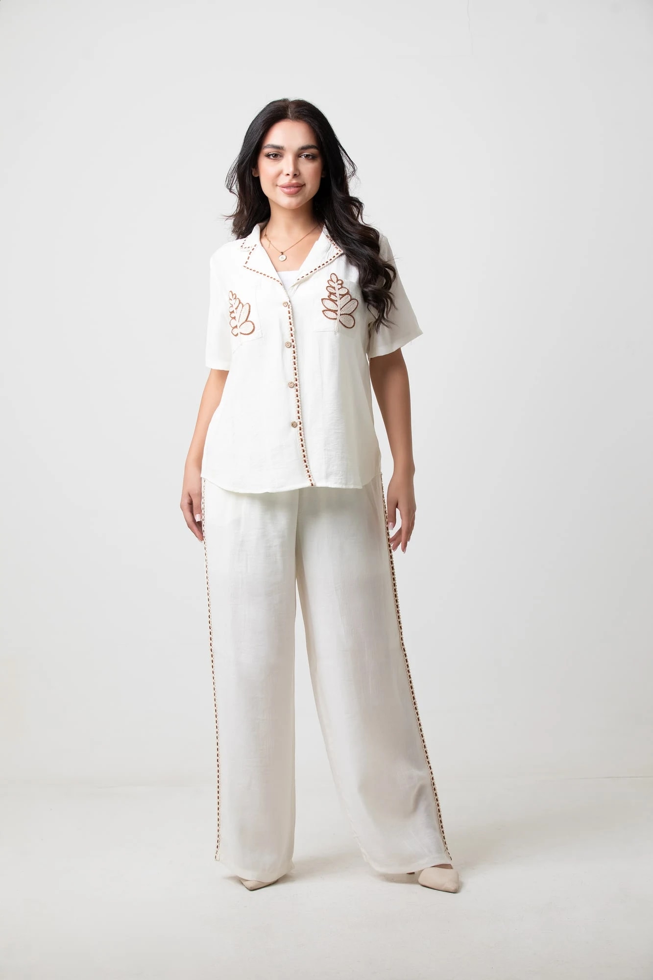 Embroidered Linen Set